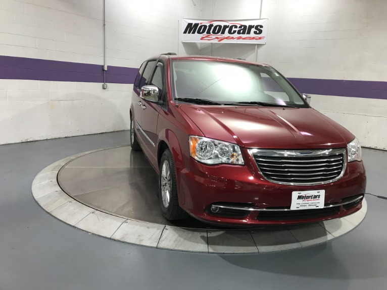 Used-2013-Chrysler-Town-and-Country-Touring-L
