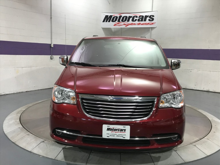 Used-2013-Chrysler-Town-and-Country-Touring-L