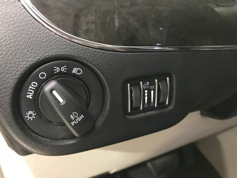 Used-2013-Chrysler-Town-and-Country-Touring-L