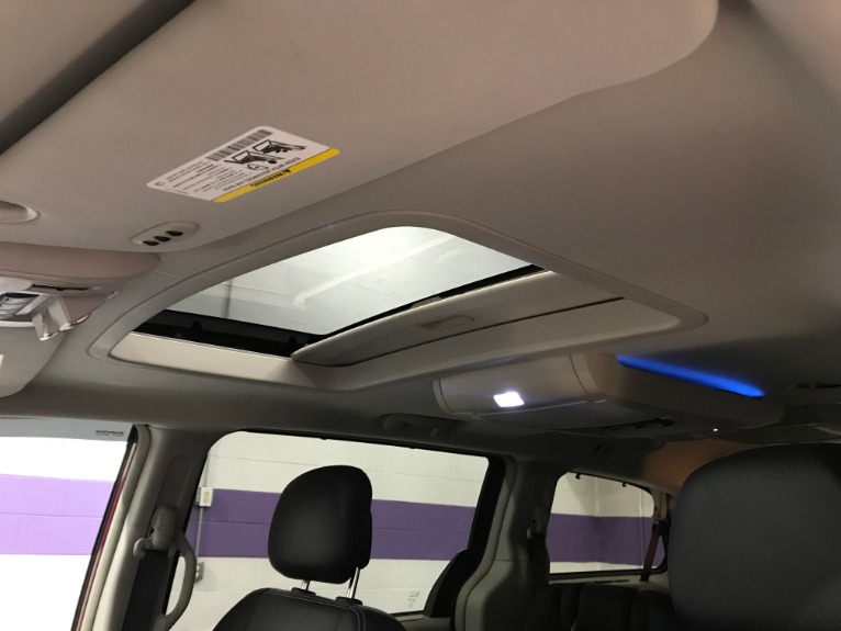 Used-2013-Chrysler-Town-and-Country-Touring-L