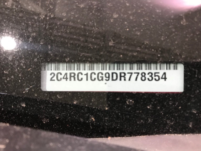 Used-2013-Chrysler-Town-and-Country-Touring-L