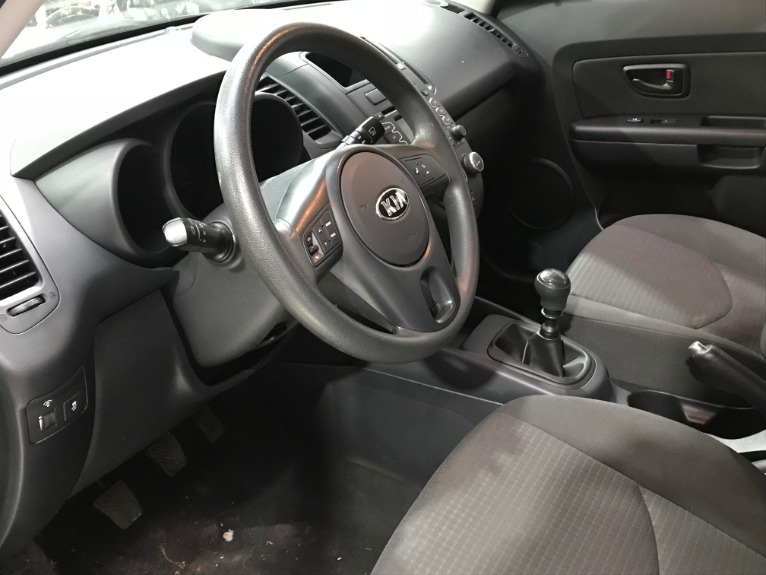 Used-2013-Kia-Soul-6-Speed-Manual