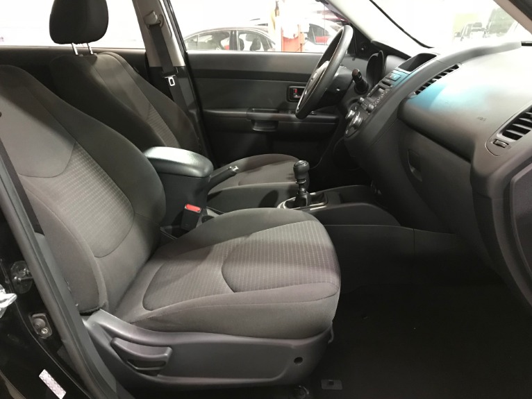 Used-2013-Kia-Soul-6-Speed-Manual