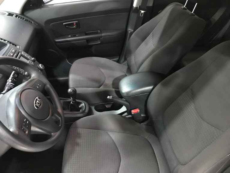 Used-2013-Kia-Soul-6-Speed-Manual