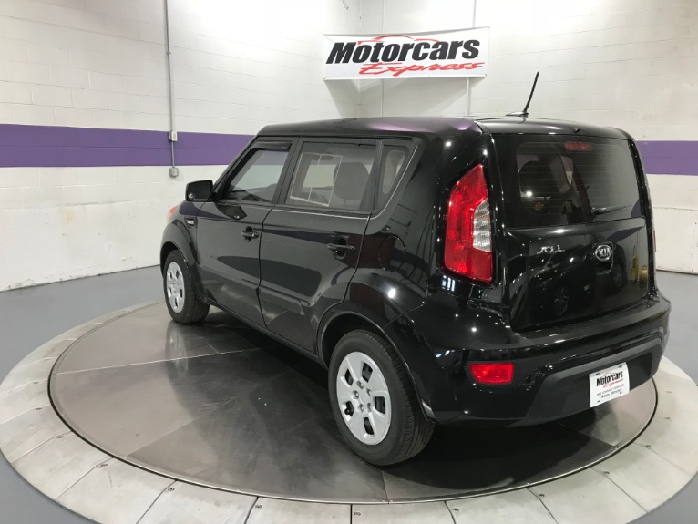 Used-2013-Kia-Soul-6-Speed-Manual