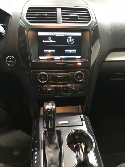 Used-2016-Ford-Explorer-XLT-AWD