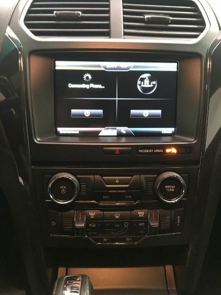 Used-2016-Ford-Explorer-XLT-AWD