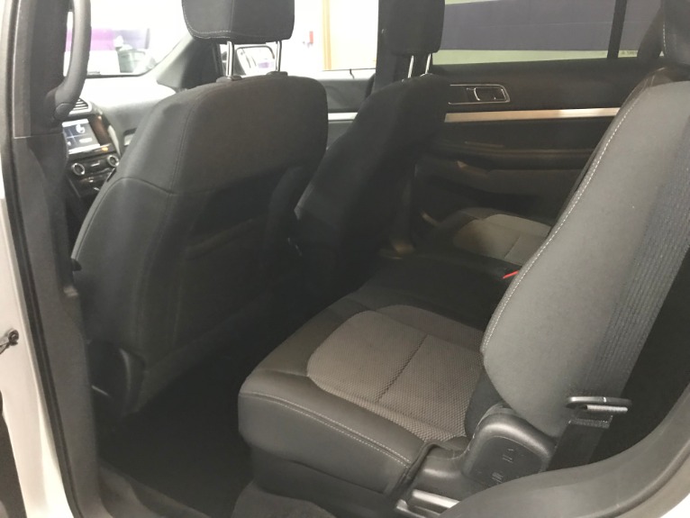 Used-2016-Ford-Explorer-XLT-AWD