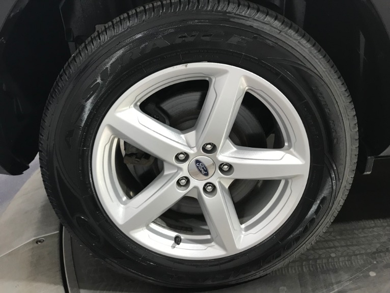 Used-2016-Ford-Explorer-XLT-AWD