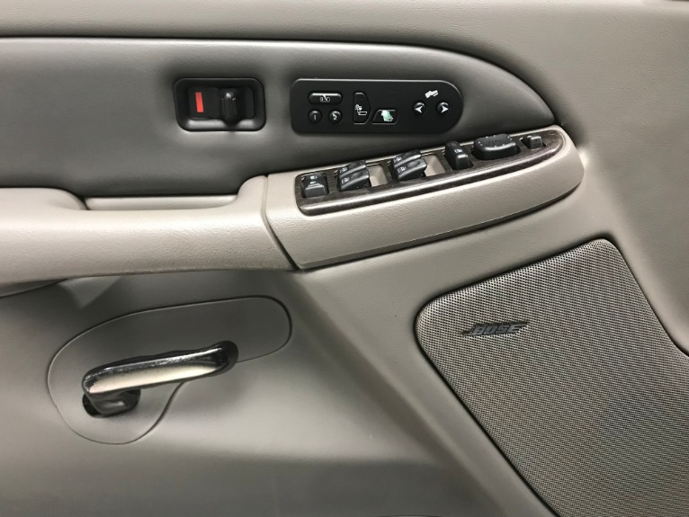 Used-2004-GMC-Yukon-Denali-AWD-Limited-Edition