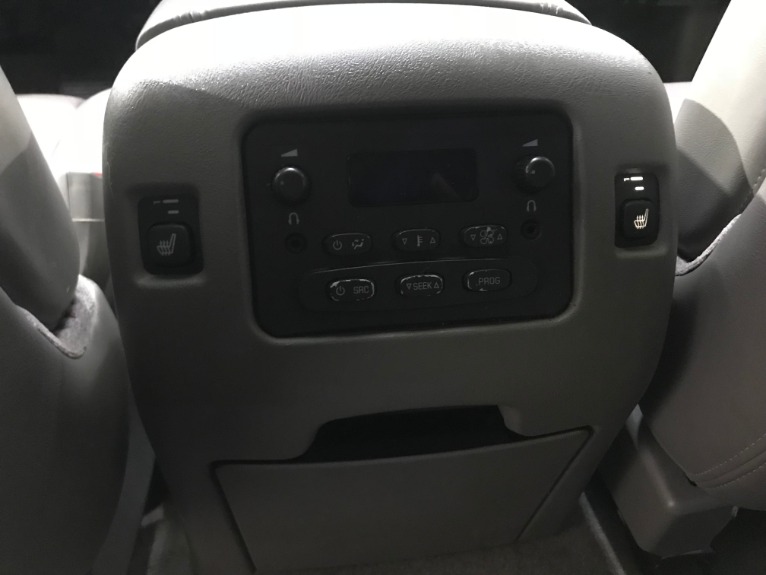 Used-2004-GMC-Yukon-Denali-AWD-Limited-Edition