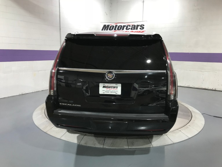 Used-2015-Cadillac-Escalade-ESV