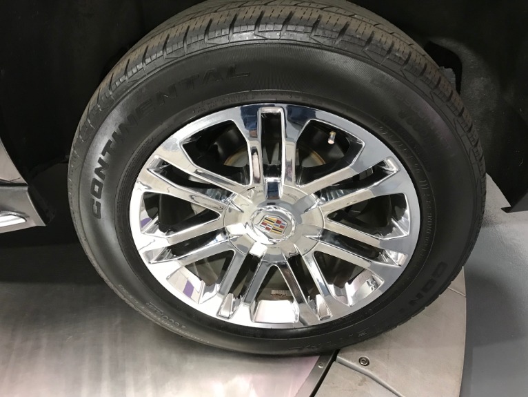 Used-2015-Cadillac-Escalade-ESV