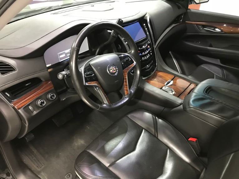 Used-2015-Cadillac-Escalade-ESV