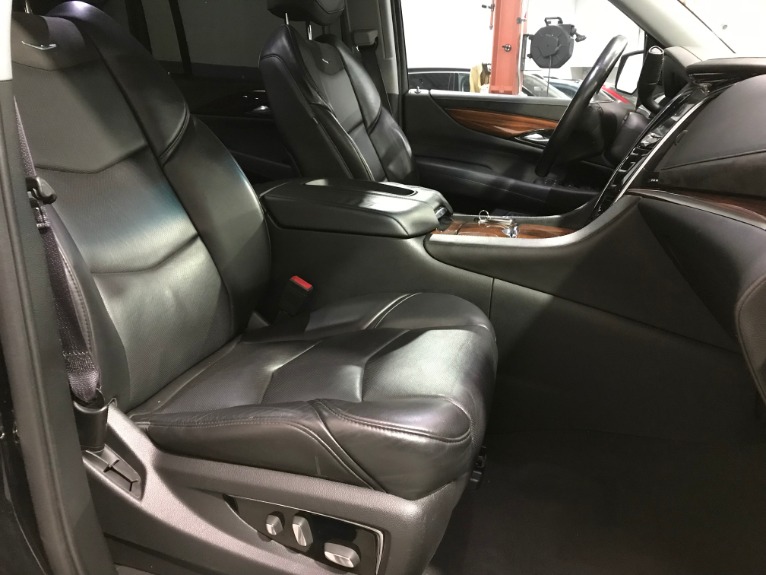 Used-2015-Cadillac-Escalade-ESV
