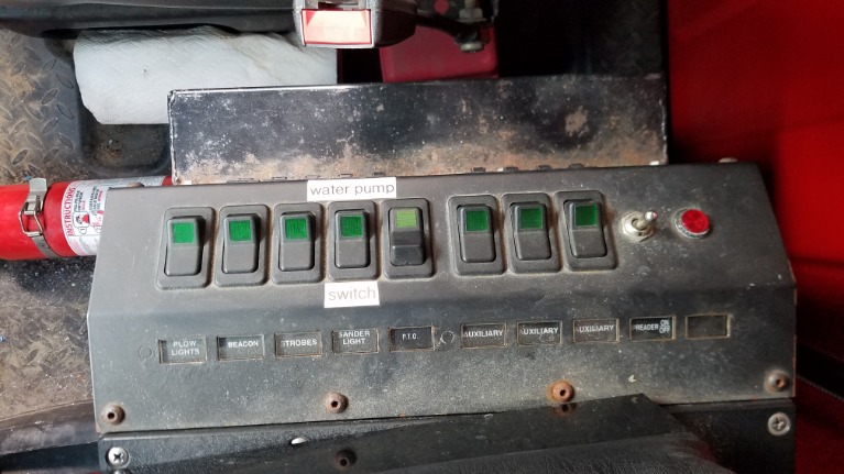 Used-2004-GMC-C6500-TRUCK-C6C042