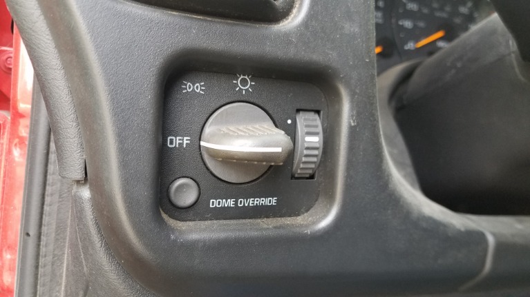 Used-2004-GMC-C6500-TRUCK-C6C042