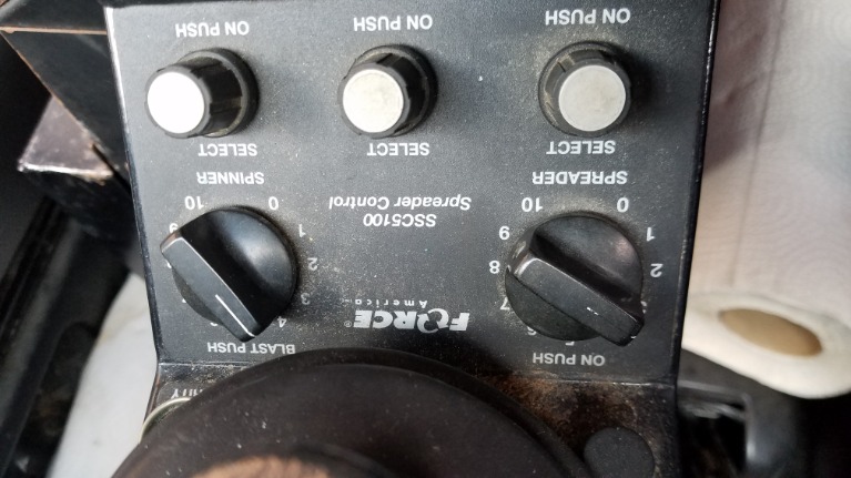 Used-2004-GMC-C6500-TRUCK-C6C042