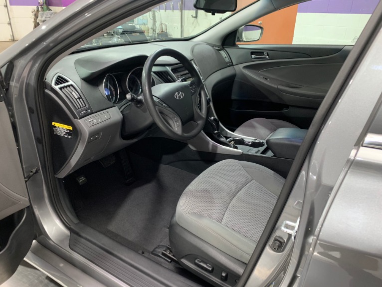 Used-2014-Hyundai-Sonata-GLS