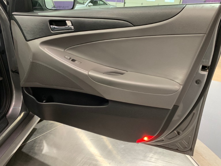 Used-2014-Hyundai-Sonata-GLS