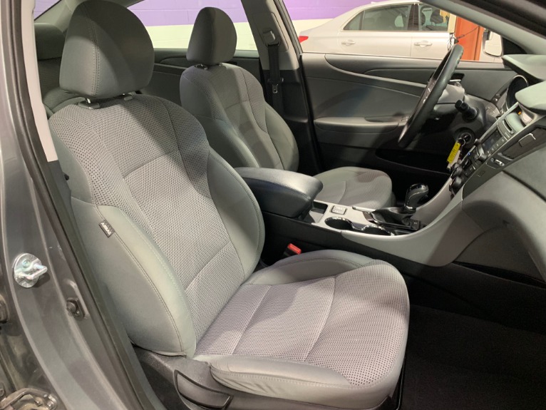 Used-2014-Hyundai-Sonata-GLS