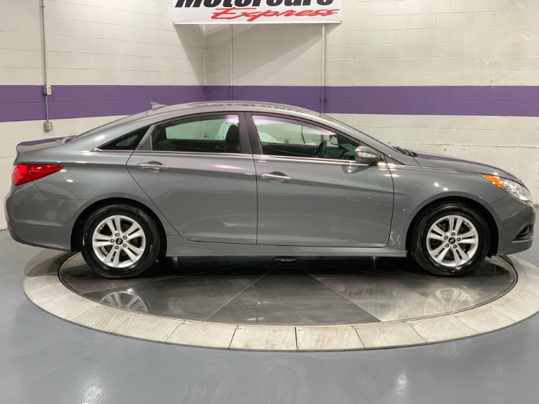 Used-2014-Hyundai-Sonata-GLS