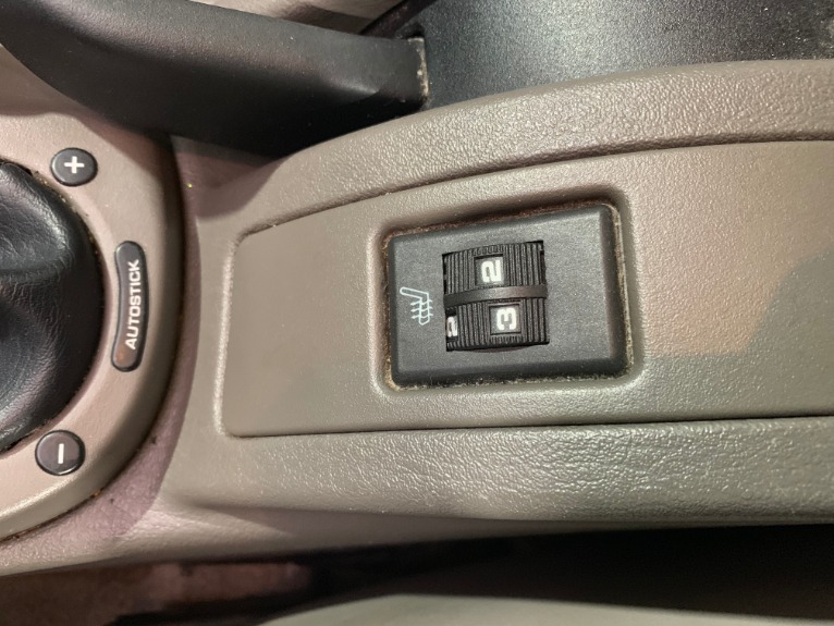 Used-2003-Chrysler-Sebring-LXi