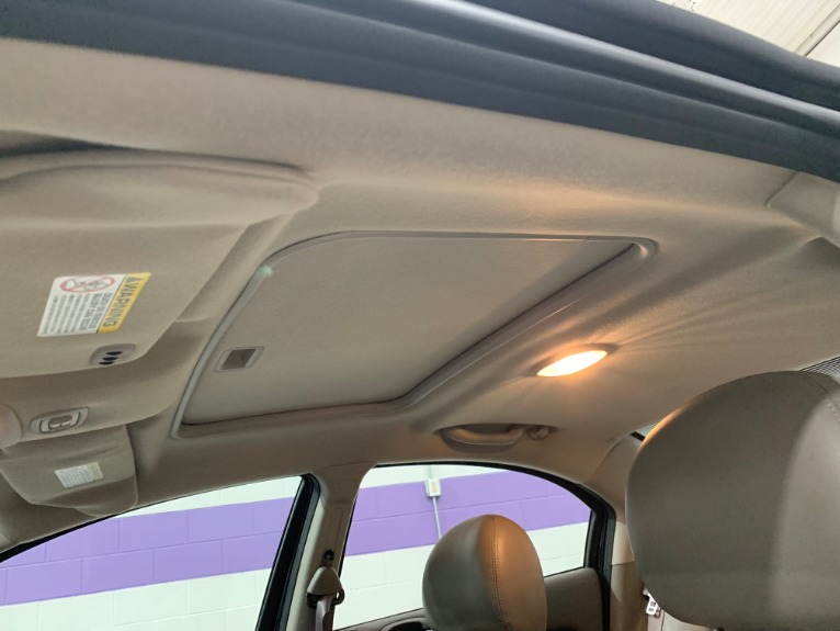 Used-2003-Chrysler-Sebring-LXi