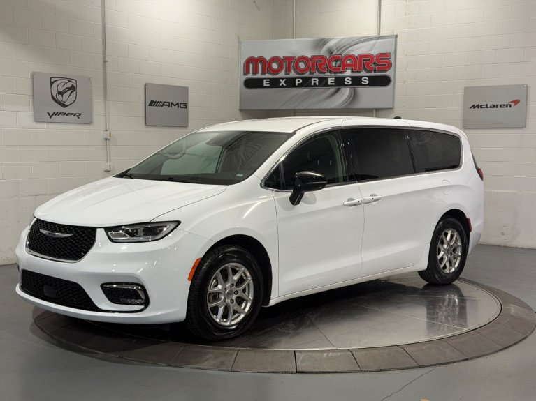2024 Chrysler Pacifica