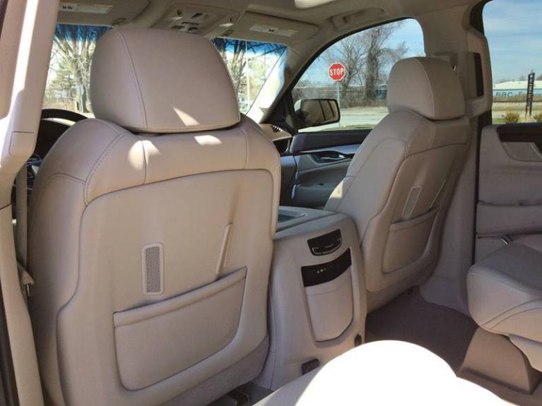 Used-2015-Cadillac-Escalade-Premium-4x4-4dr-SUV