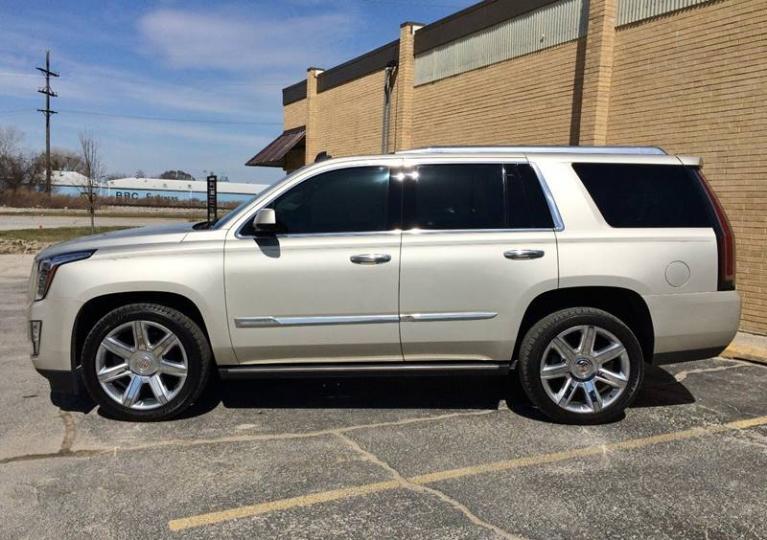 Used-2015-Cadillac-Escalade-Premium-4x4-4dr-SUV