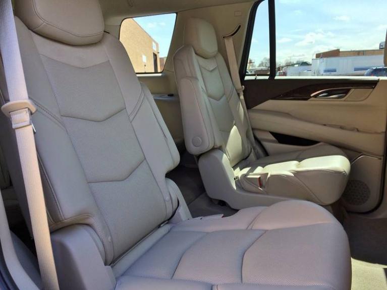 Used-2015-Cadillac-Escalade-Premium-4x4-4dr-SUV