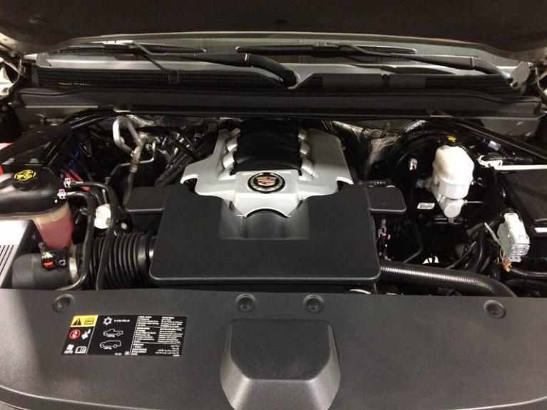 Used-2015-Cadillac-Escalade-Premium-4x4-4dr-SUV