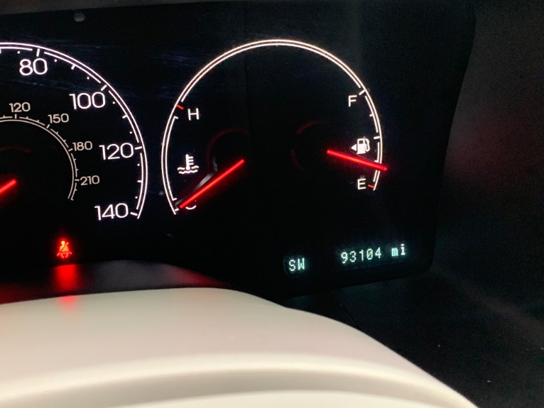 Used-2004-Lincoln-Navigator-Luxury