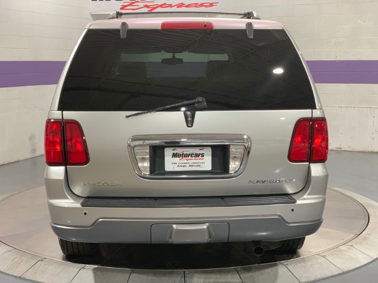 Used-2004-Lincoln-Navigator-Luxury