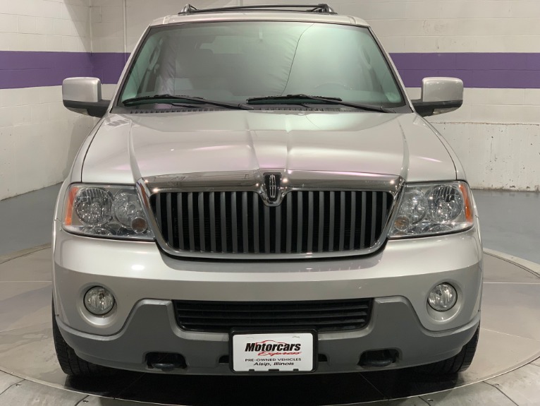 Used-2004-Lincoln-Navigator-Luxury