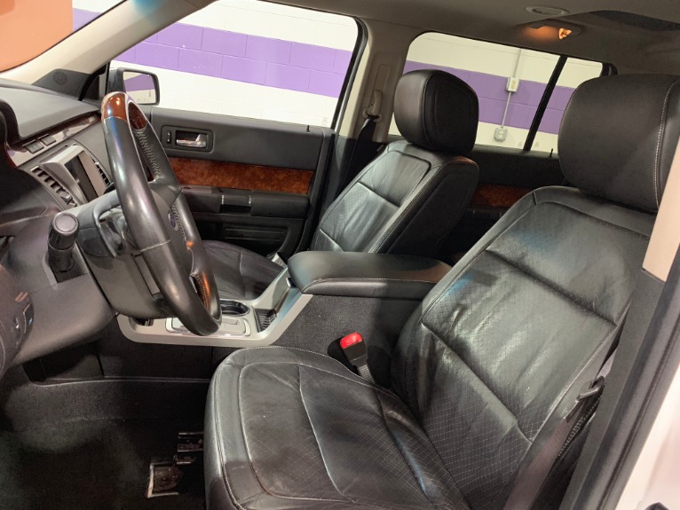 Used-2011-Ford-Flex-Limited