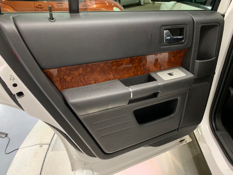 Used-2011-Ford-Flex-Limited
