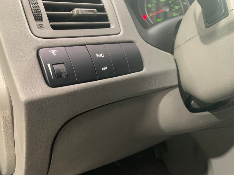 Used-2009-Hyundai-Tucson-Limited-V6