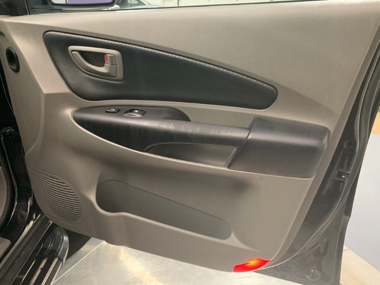 Used-2009-Hyundai-Tucson-Limited-V6
