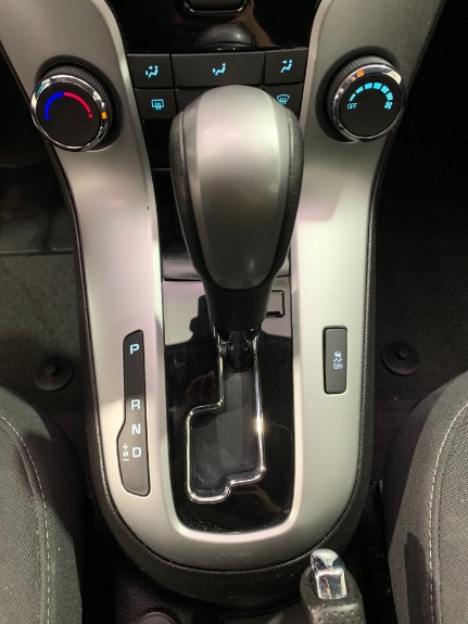 Used-2014-Chevrolet-Cruze-1LT-Auto