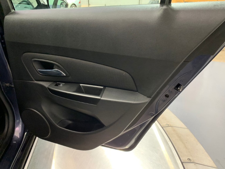 Used-2014-Chevrolet-Cruze-1LT-Auto