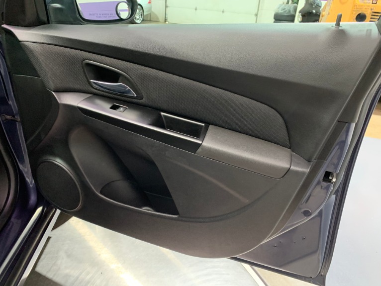 Used-2014-Chevrolet-Cruze-1LT-Auto