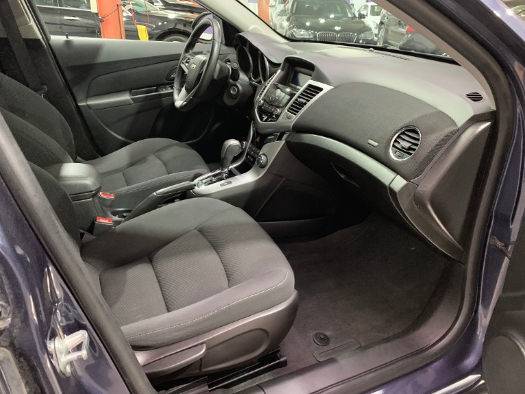Used-2014-Chevrolet-Cruze-1LT-Auto