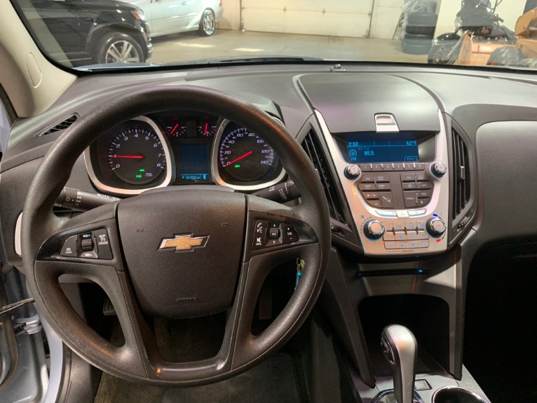 Used-2014-Chevrolet-Equinox-LS