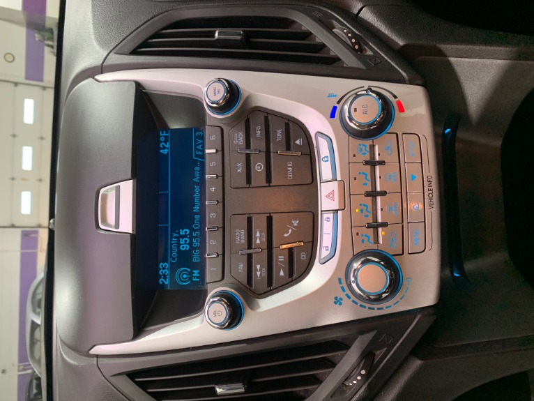 Used-2014-Chevrolet-Equinox-LS