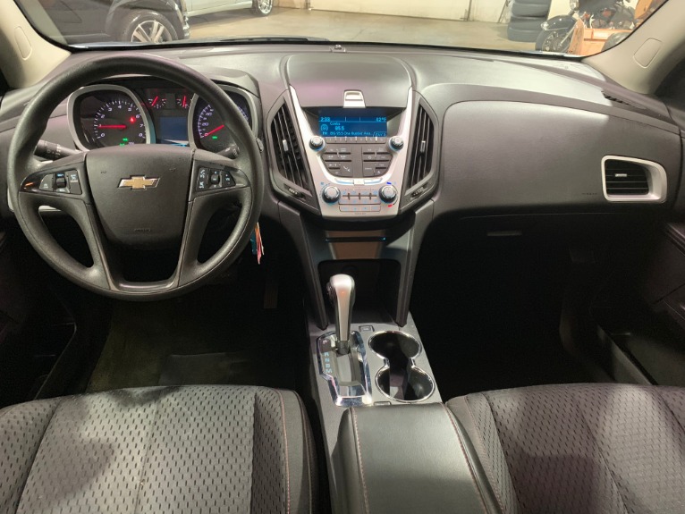 Used-2014-Chevrolet-Equinox-LS