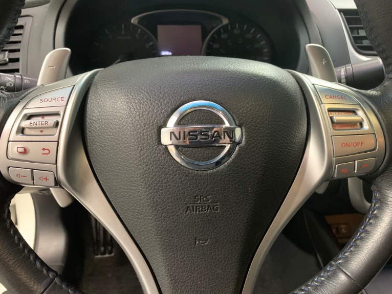 Used-2016-Nissan-Altima-25-SR