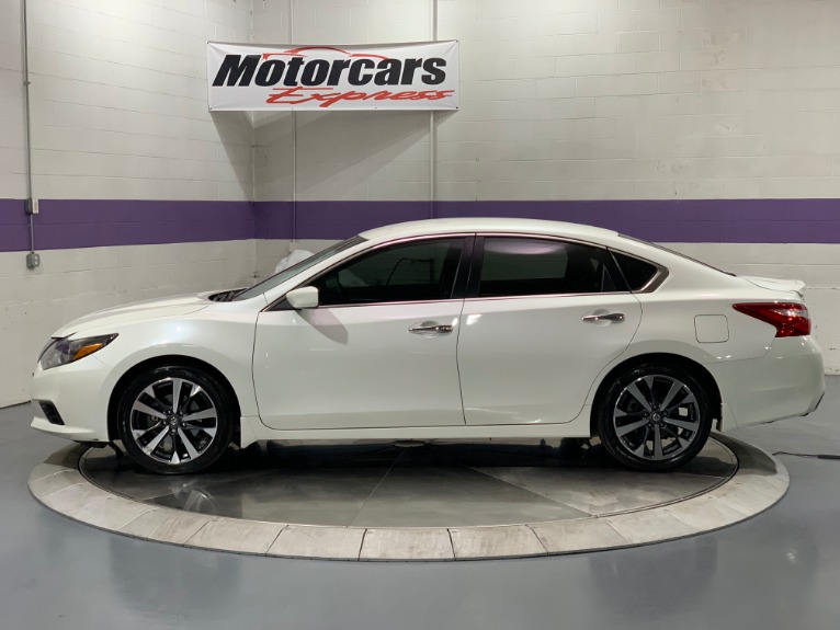 Used-2016-Nissan-Altima-25-SR
