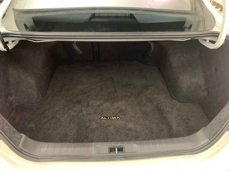 Used-2016-Nissan-Altima-25-SR